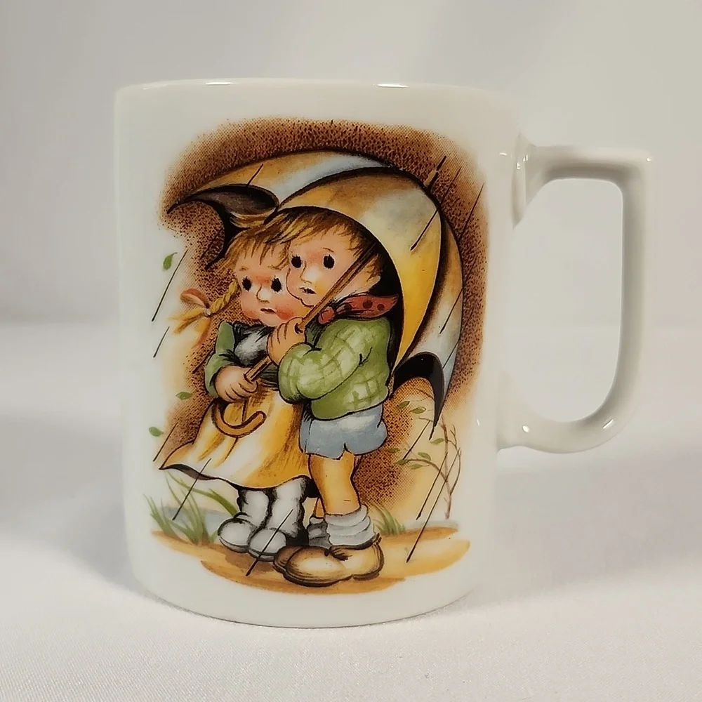 Set of 3 Vintage Hummel-Style Mugs - Collectible Porcelain - Made in Japan 1950s - Picture 4 of 16